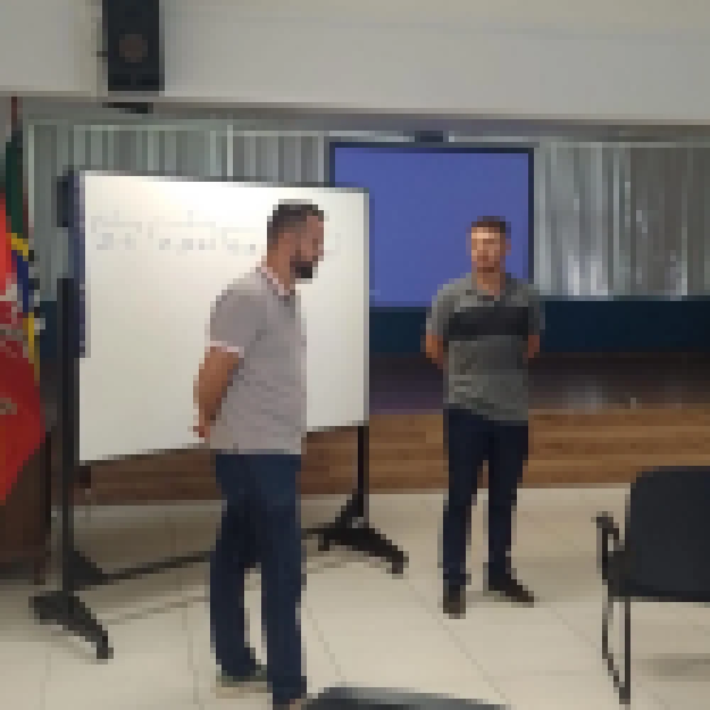 Vereador FÃ¡bio Simoa visita sede da Guarda Mirim de Sorocaba e cobra desenvolvimento de polÃ­ticas pÃºblicas para jovem aprendiz no municÃ­pio