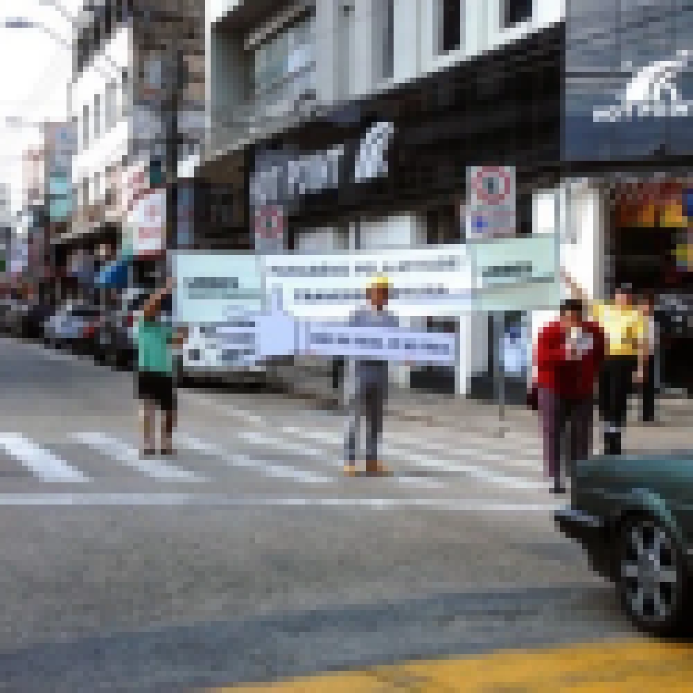 Campanha â€œMÃ£o na faixa, pÃ© no freioâ€� estarÃ¡ em mais dois locais nesta quarta-feira