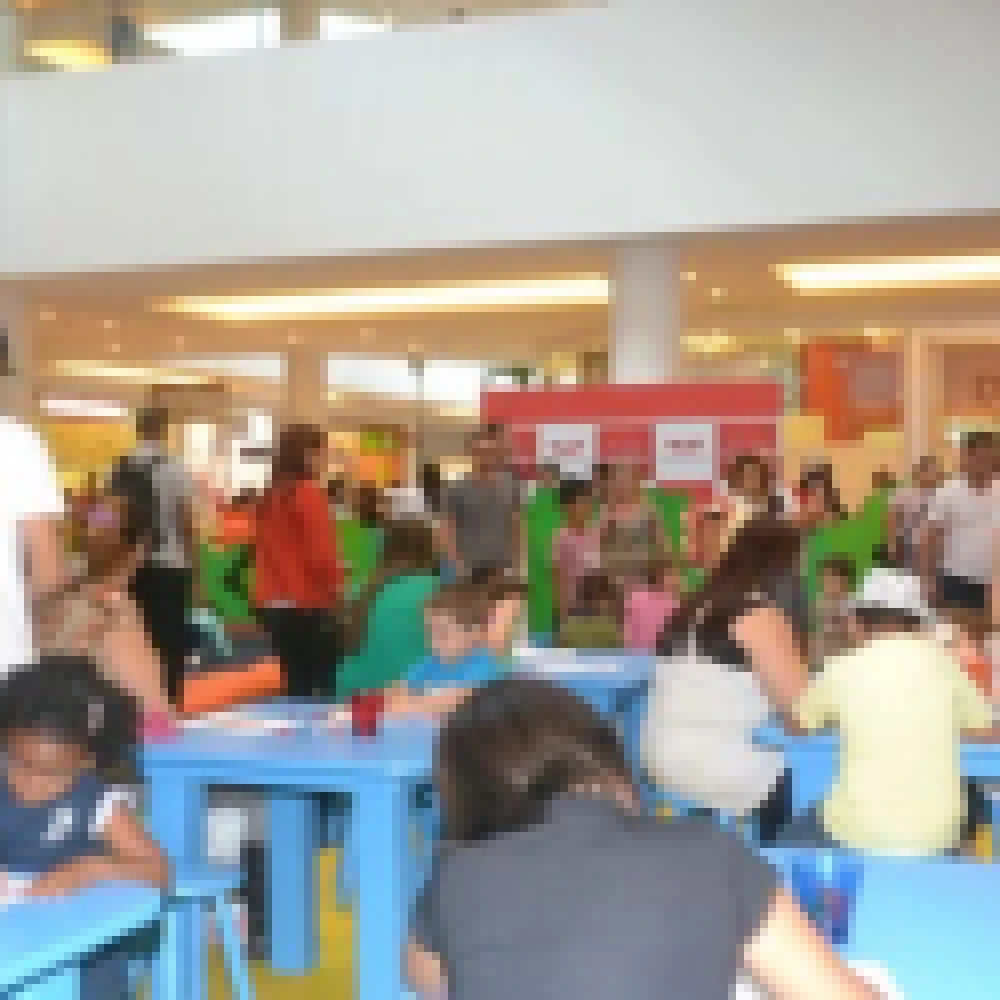 Veja algumas imagens feitas hoje(06), no EspaÃ§o Galinha Pintadinha, dentro do Shopping Cidade Sorocaba