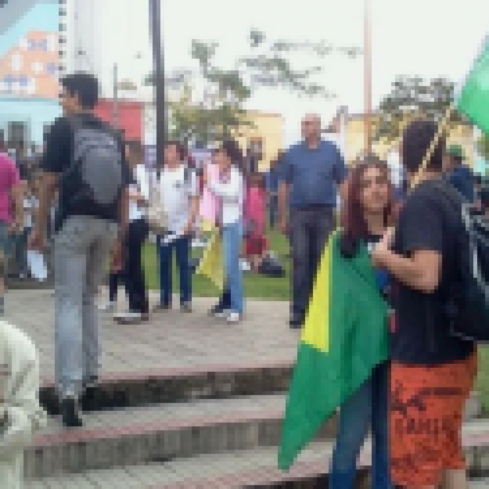 Acompanhe as imagens da ManifestaÃ§Ã£o que estÃ¡ ocorrendo hoje em Sorocaba