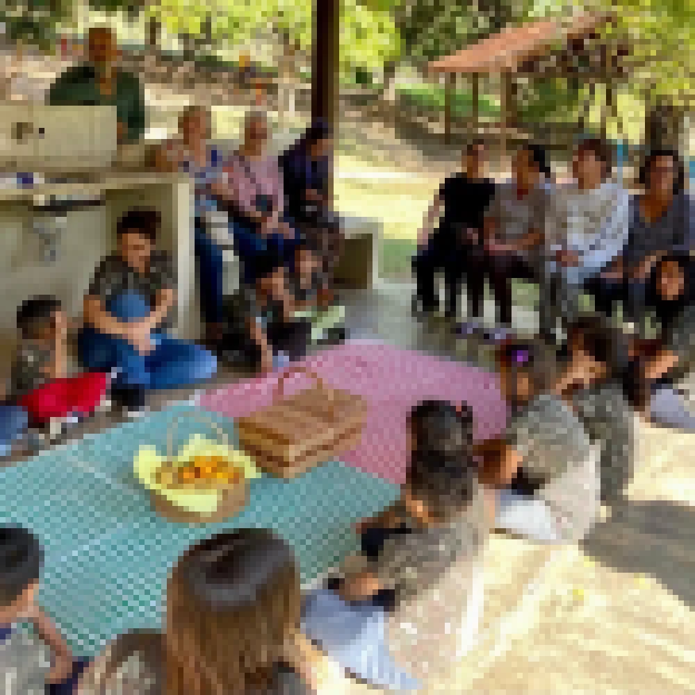CrianÃ§as e idosos de clubes ecolÃ³gicos celebram aniversÃ¡rio de Sorocaba e do Parque da Ã�gua Vermelha