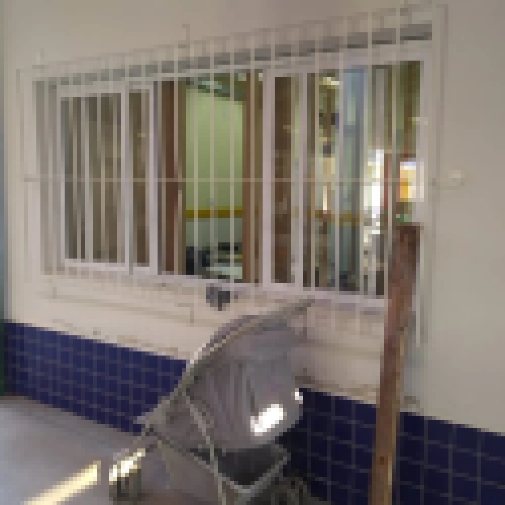 CEI 106 do Jardim SÃ£o Guilherme Ã© assaltada  pela quinta vez em 15 dias