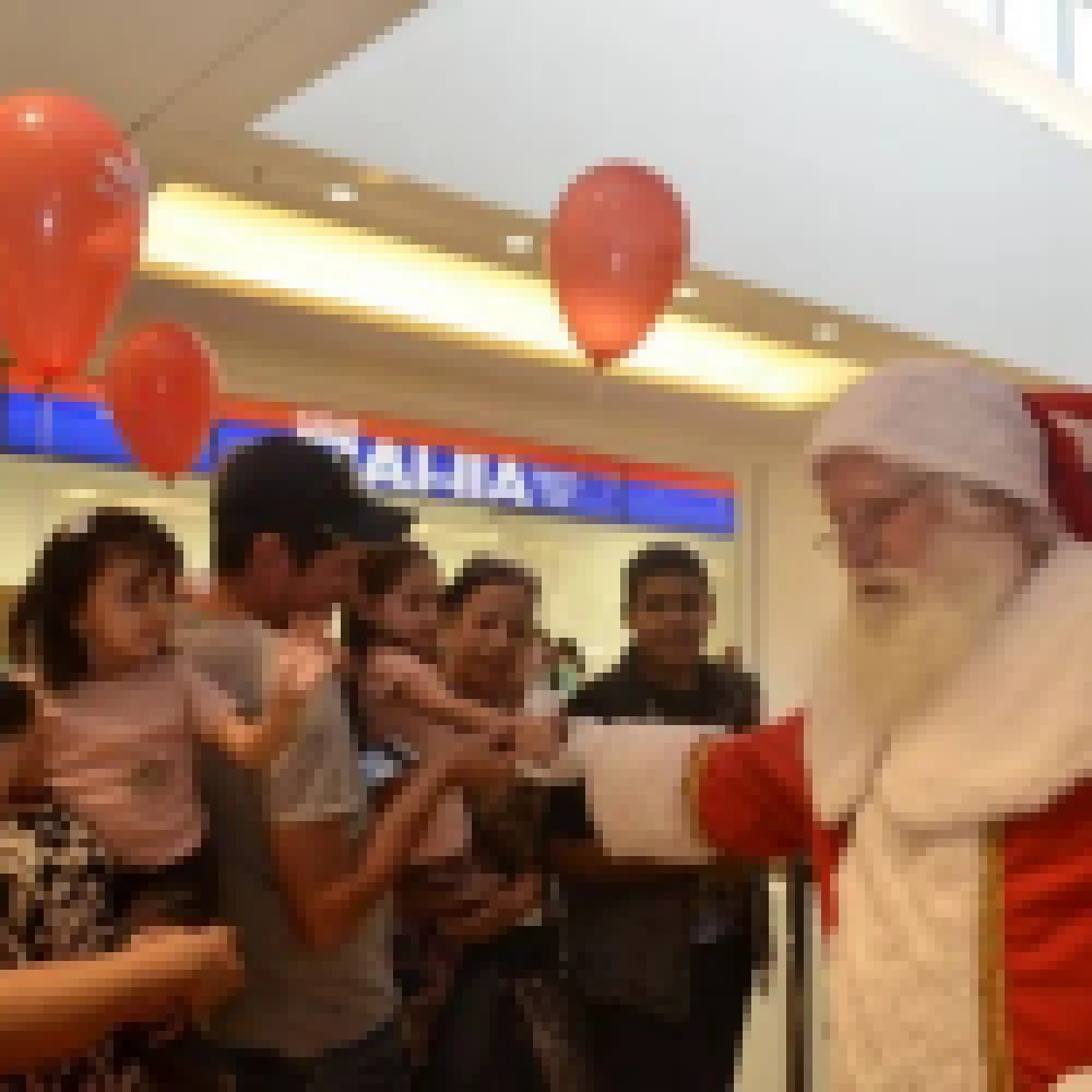 Chegada do Papai Noel inaugura decoraÃ§Ã£o de Natal no Shopping Cidade Sorocaba