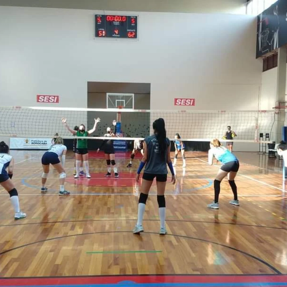 Renasce Voleibol joga contra o Sesi São Paulo em Sorocaba nesta
