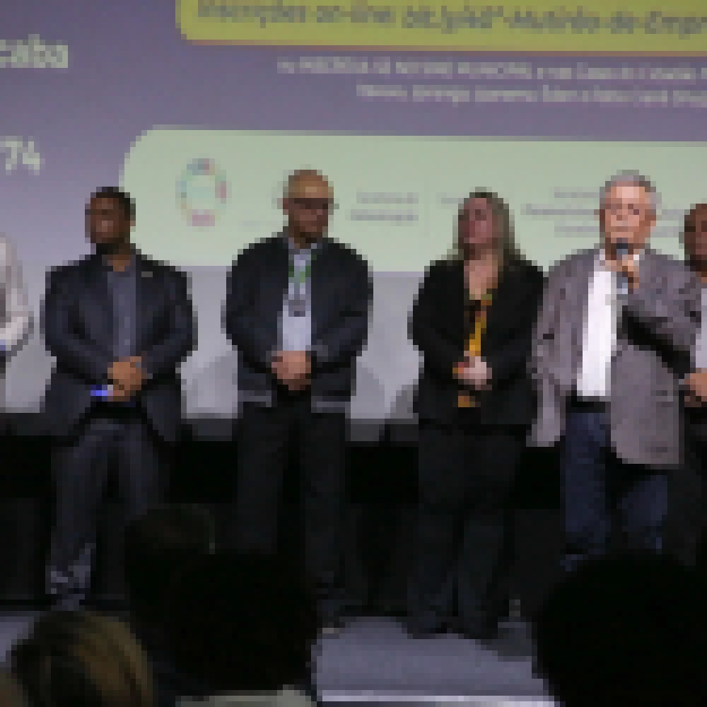 Presidente Luis Santos participa do 40º Mutirão de Empregos de Sorocaba