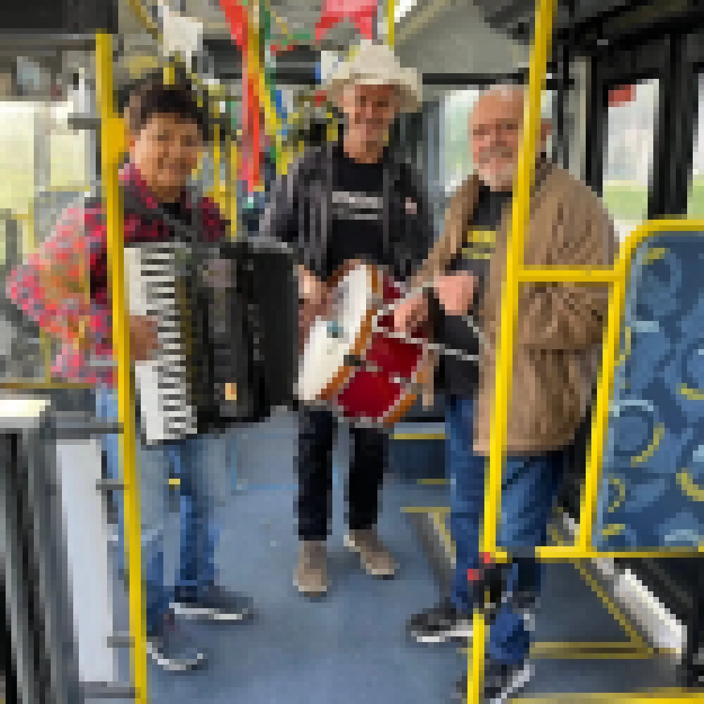 Arraiá no Busão