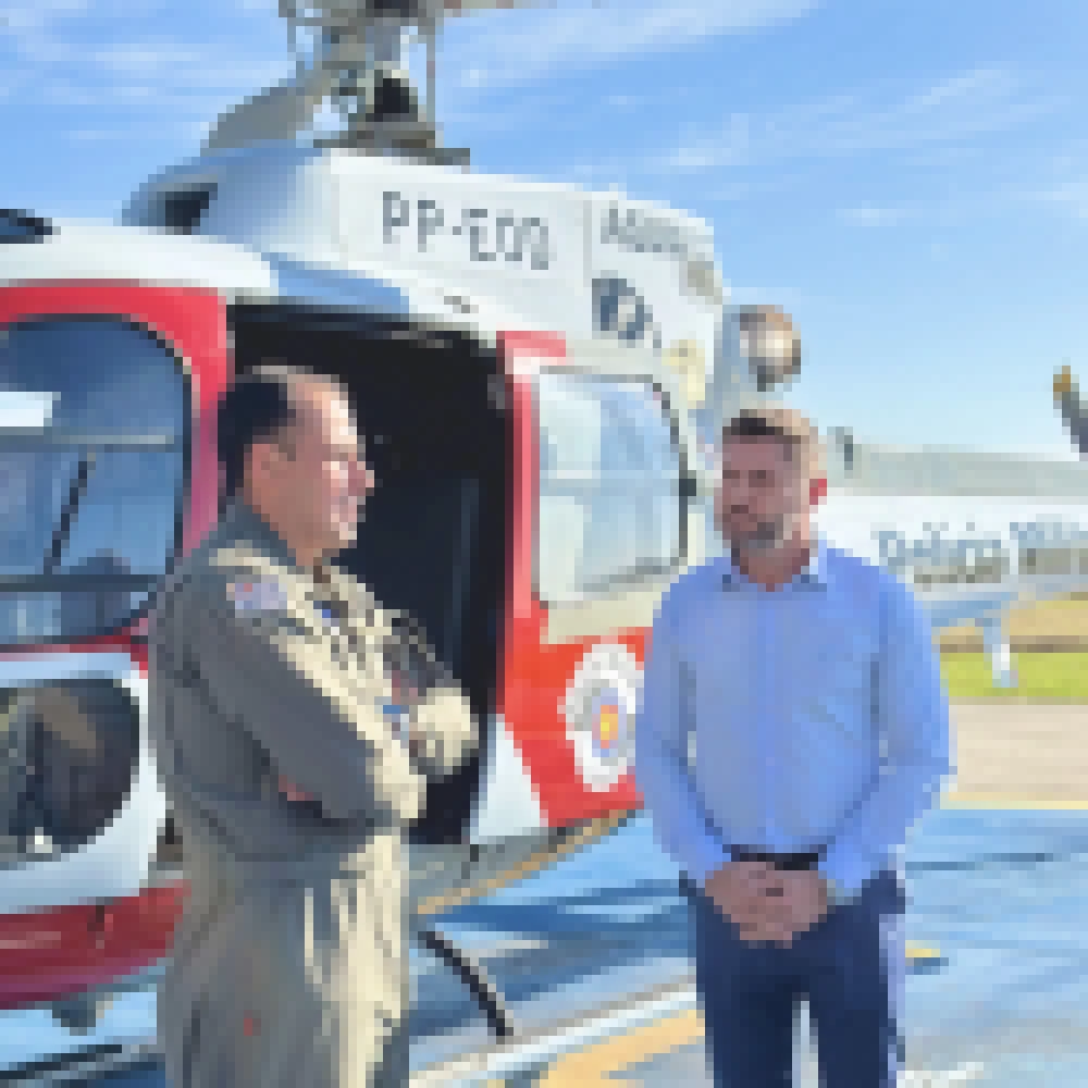 ÁGUIA DA PM RECEBE HOMENAGEM DO VEREADOR HENRI POR MISSÕES DE TRANSPORTE DE ÓRGÃOS