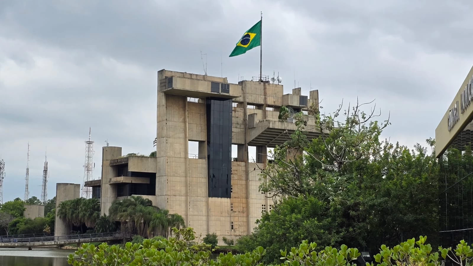 Prefeitura faz Projeto de Lei pedindo autorização para fazer empréstimo de quase R$ 1 Bilhão