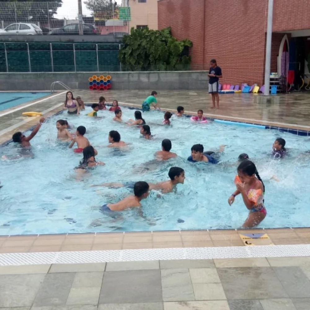 Mais 80 crianças participam de projeto da Semes em parceria com o Sesc
