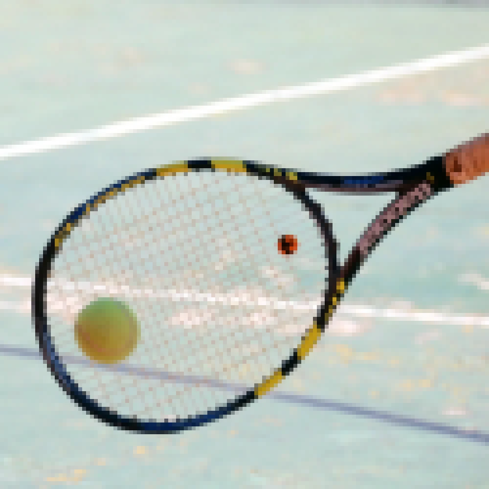 ‘Maria Eugênia’ promove reforma da quadra de tênis