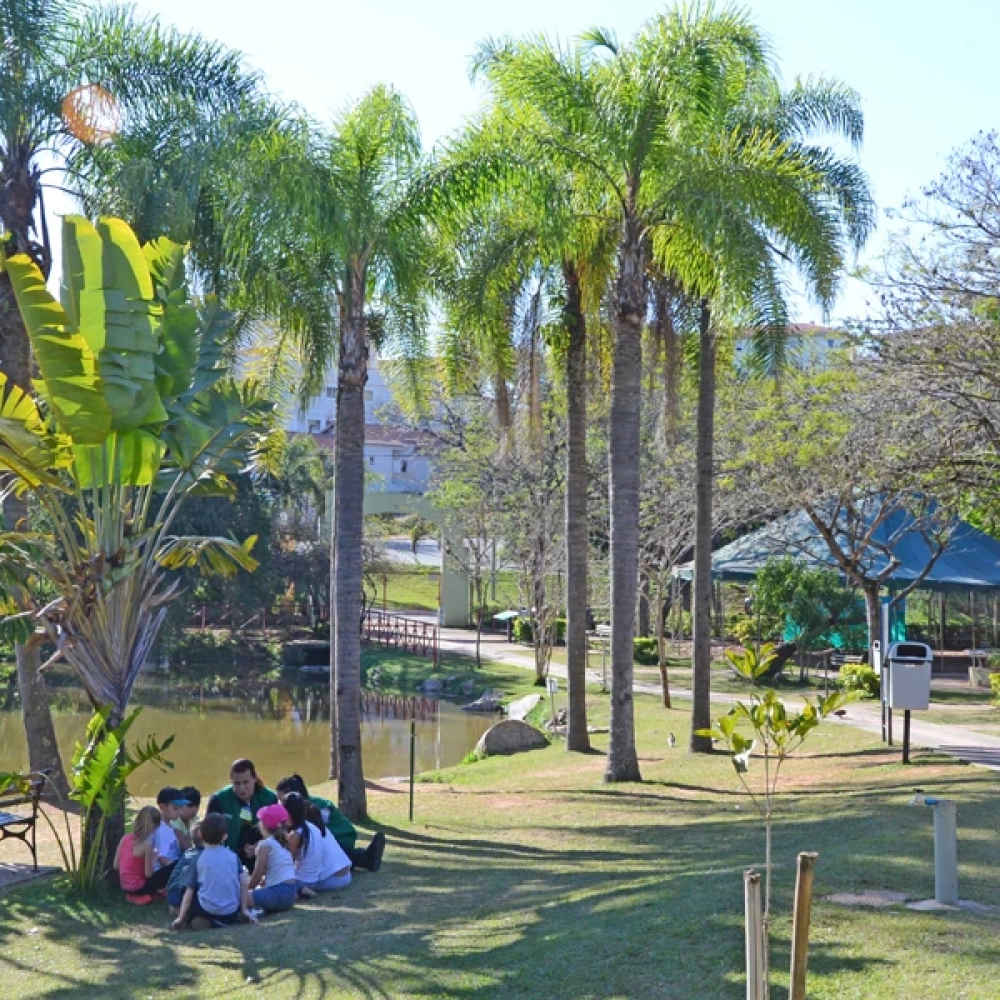‘O Mundo dos Dinossauros’ será tema de oficinas no Parque da Água Vermelha