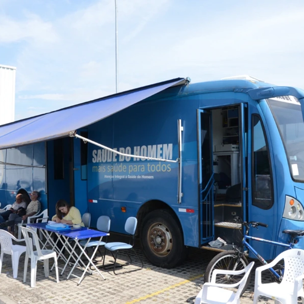 Ônibus Azul e Rosa estarão na Praça Cel. Fernando Prestes a partir de segunda-feira