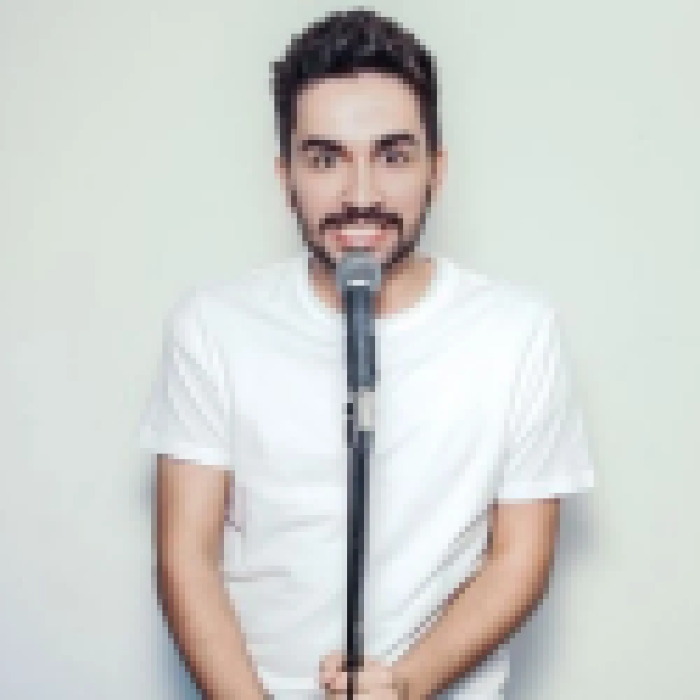 Para festejar Dia do Comediante, Shopping Cidade Sorocaba promove show de stand-up com Daniel Murillo