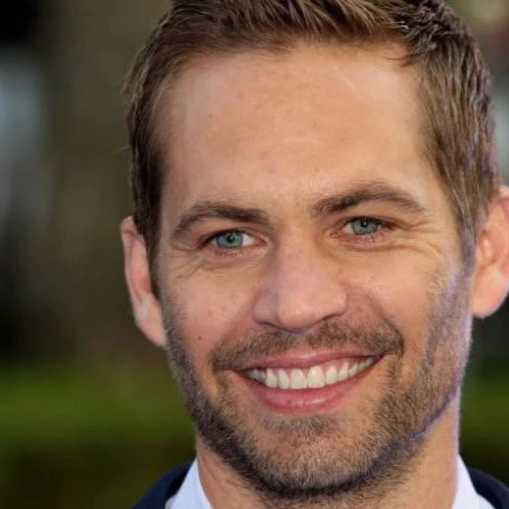 Paul Walker, Ator de “Velozes e Furiosos” morre em acidente de carro