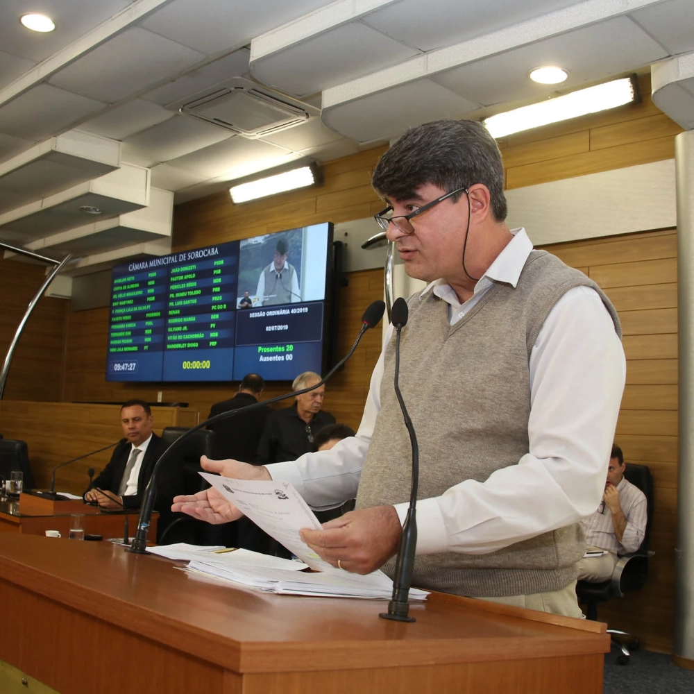 Pedido de abertura de comissão processante é suspenso para avaliação de auditoria técnica