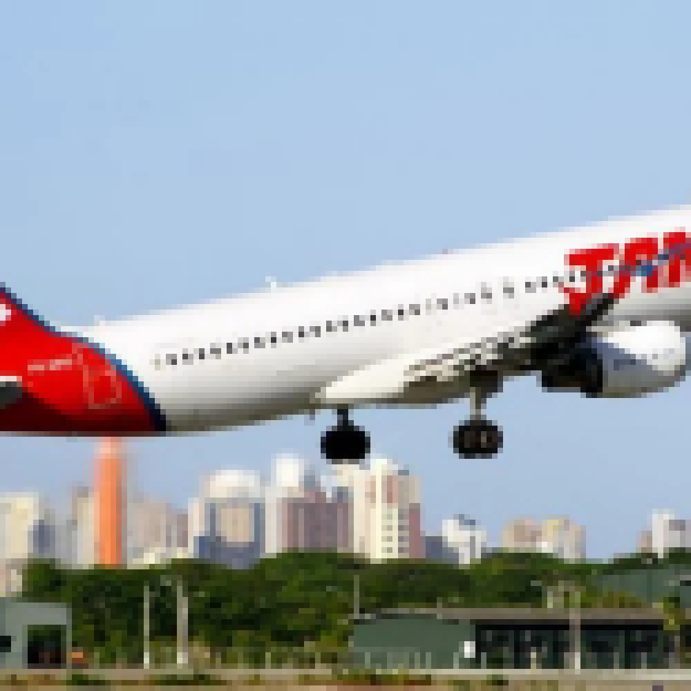 Piloto da TAM morre após passar mal no Aeroporto de Guarulhos
