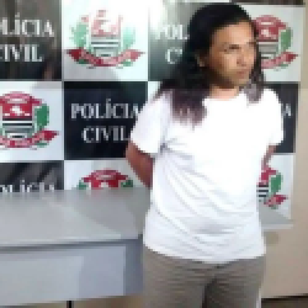 Polícia Civil apresenta acusado de homicídio contra travesti na Vila Angélica