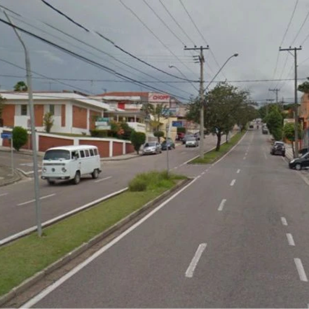 Por segurança, acesso à rua Caracas via canteiro central da Av. Washington Luiz será fechado