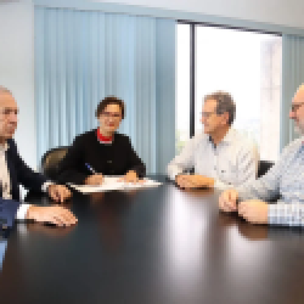 Prefeitura assina contrato para obras do viaduto que interliga as avenidas Edward Fru-Fru com a Ulysses Guimarães