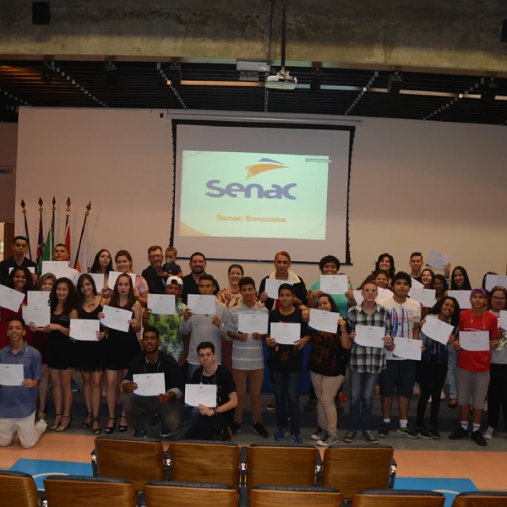 Prefeitura e Senac realizaram formatura de mais de 40 jovens que desejam ingressar no mercado de trabalho