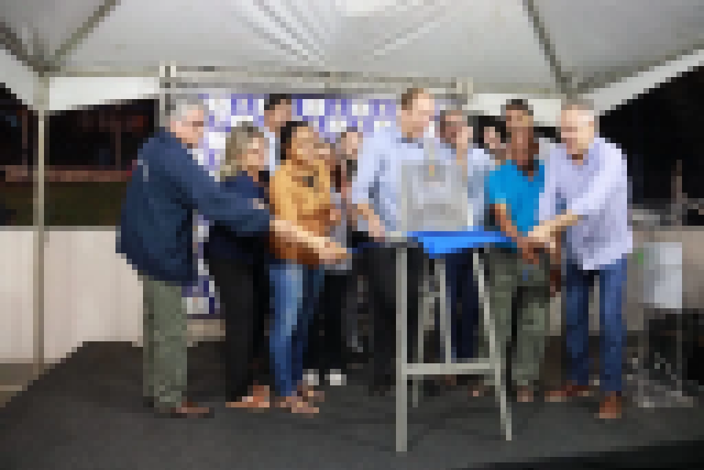Prefeitura entrega quadra poliesportiva totalmente revitalizada na região do Cajuru pelo programa “Sorocaba Linda de Verdade”