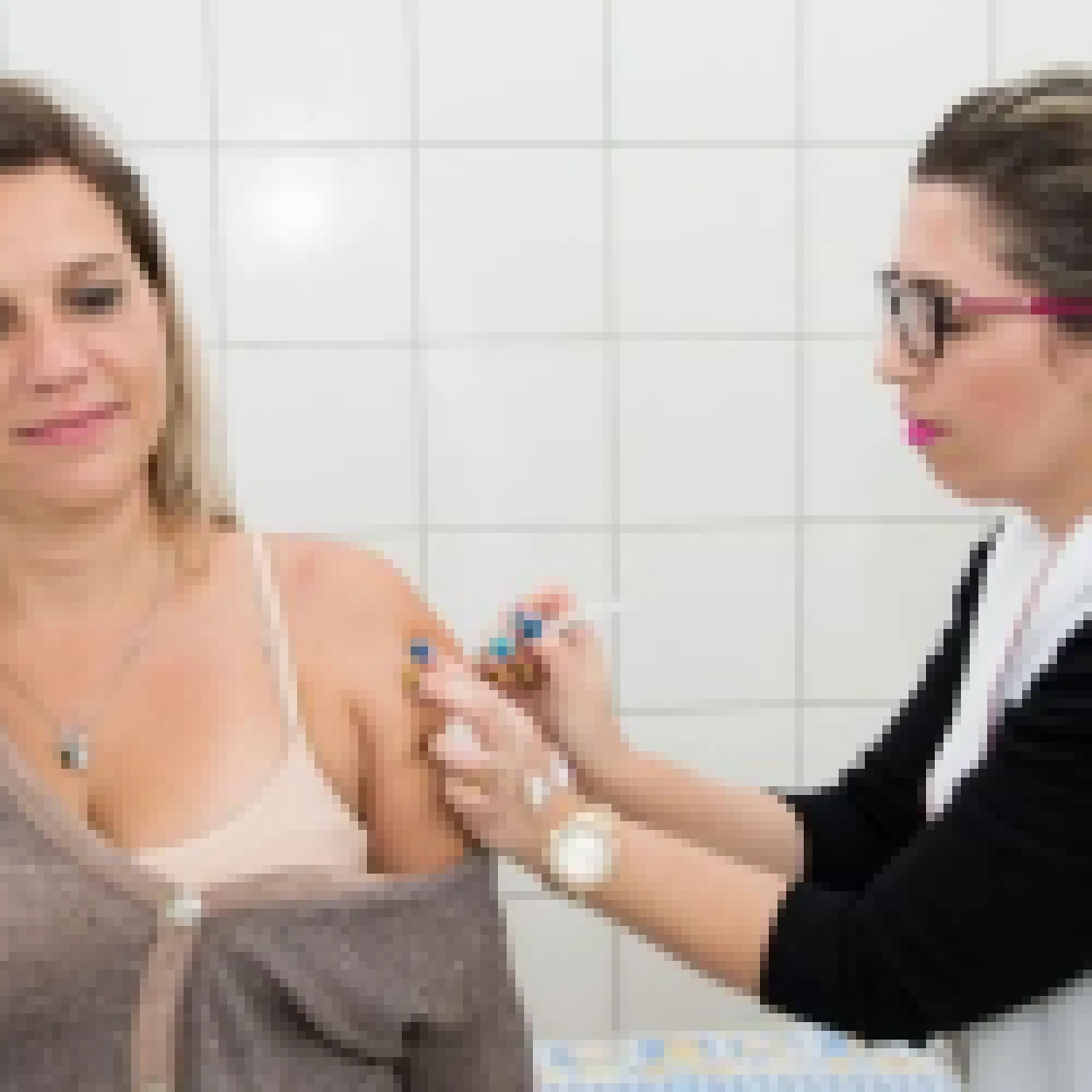 Prefeitura incentiva professores a se vacinarem contra a gripe