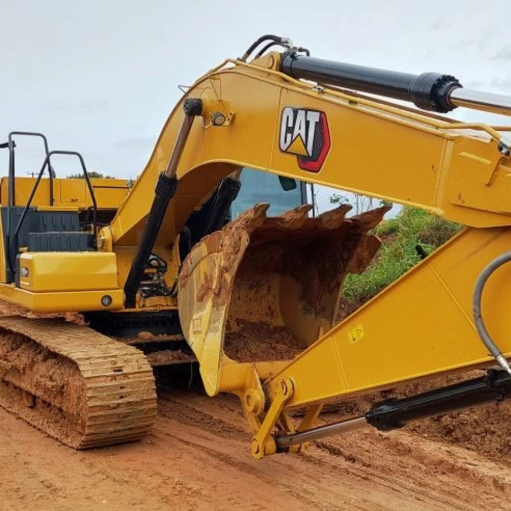 Prefeitura inicia obras de pavimentação e drenagem no bairro Jacutinga