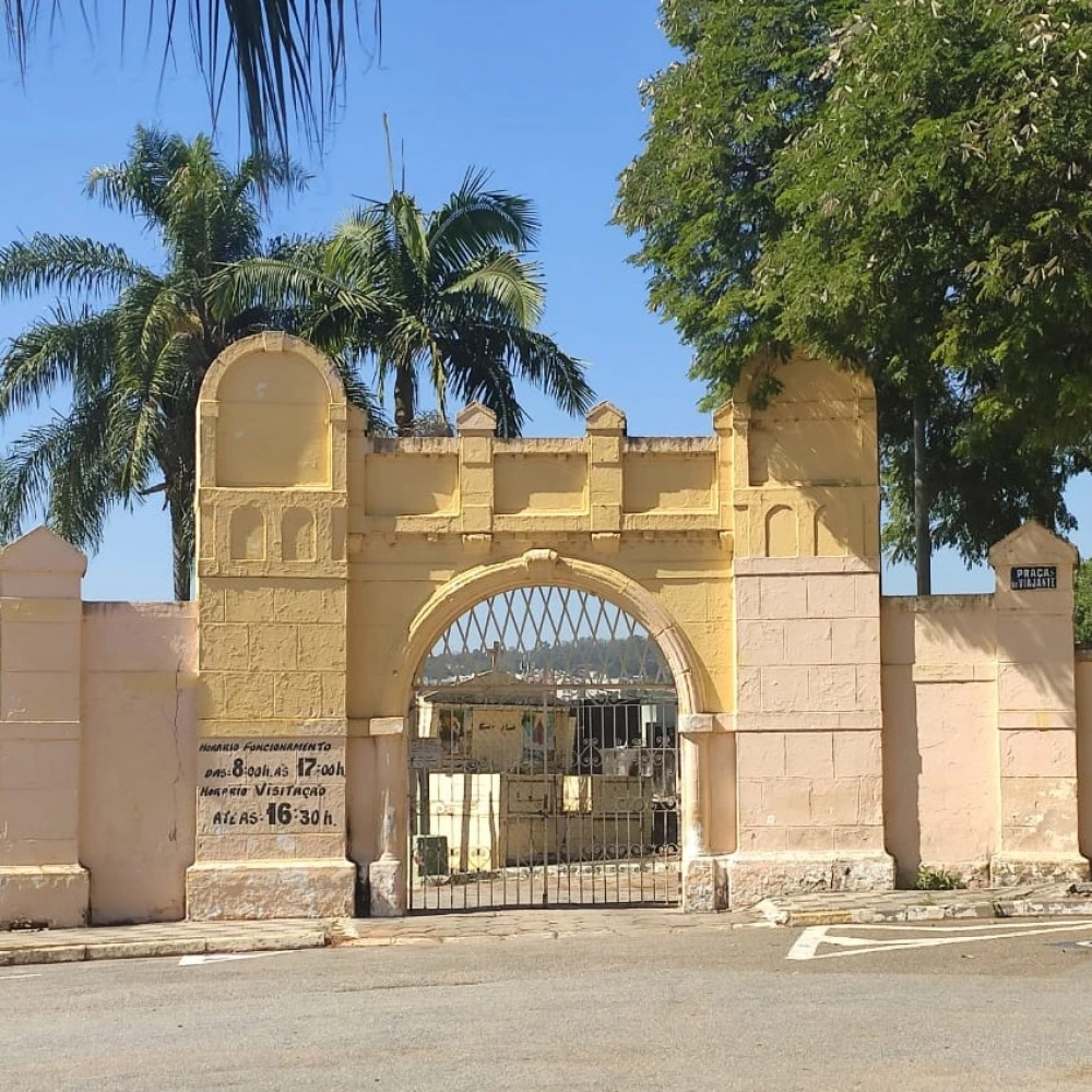 Prefeitura orienta sobre as visitações aos cemitérios no dia de Finados