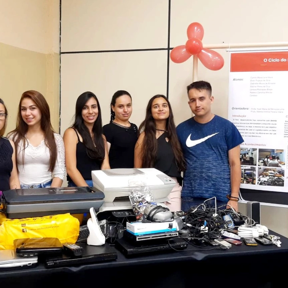 Projeto Metareciclagem é objeto de TCC sobre lixo eletrônico