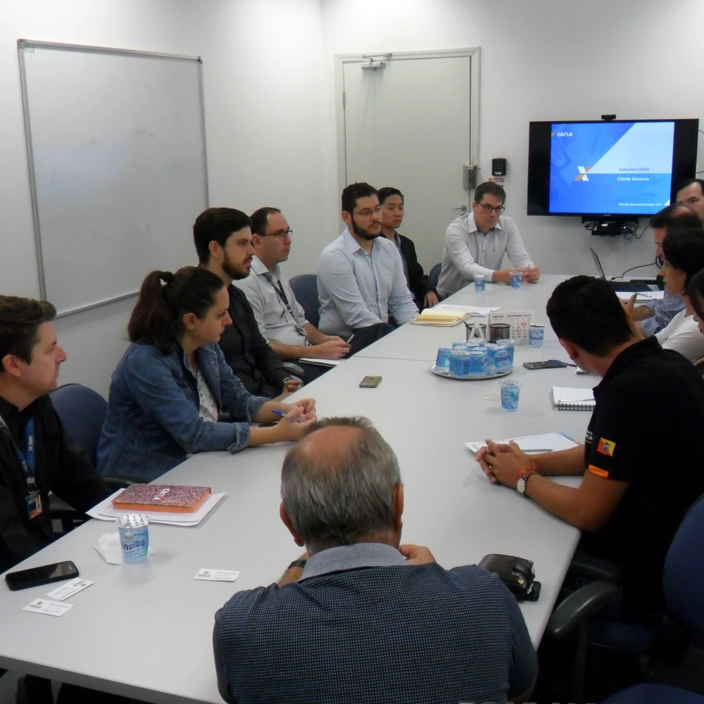 Quatro secretarias se reúnem com Superintendência Regional da Caixa