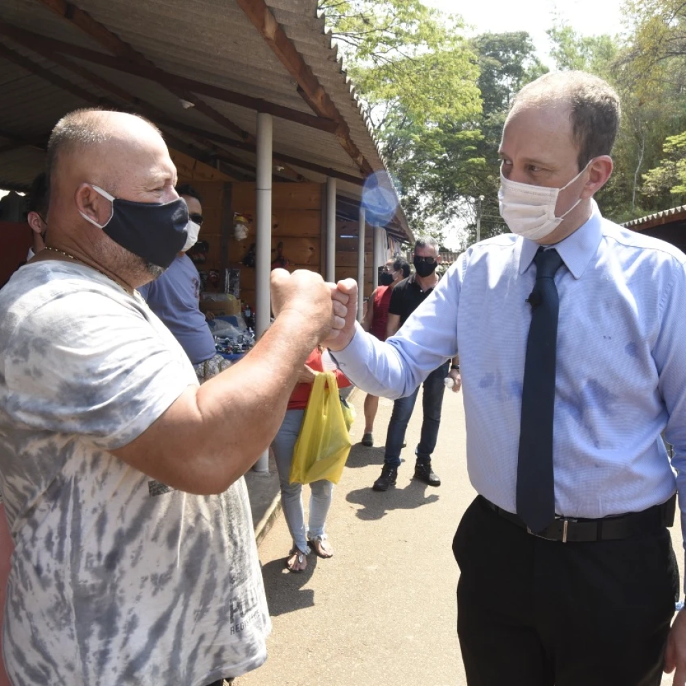 Rodrigo Manga entra com pedido no MP para reabertura da parte externa da Feira da Barganha