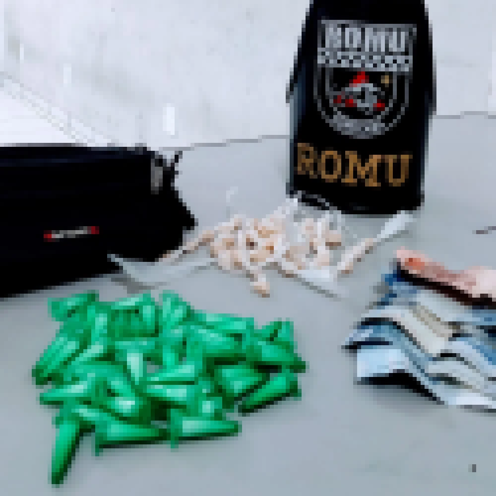 Romu detém homem com drogas na zona Norte