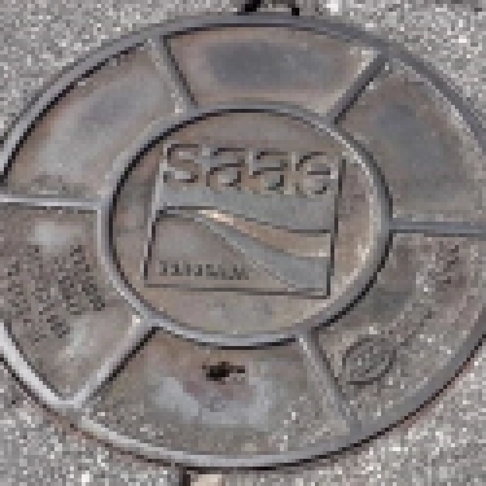 Saae realiza intervenção em dois bairros para conter extravazamento de esgoto