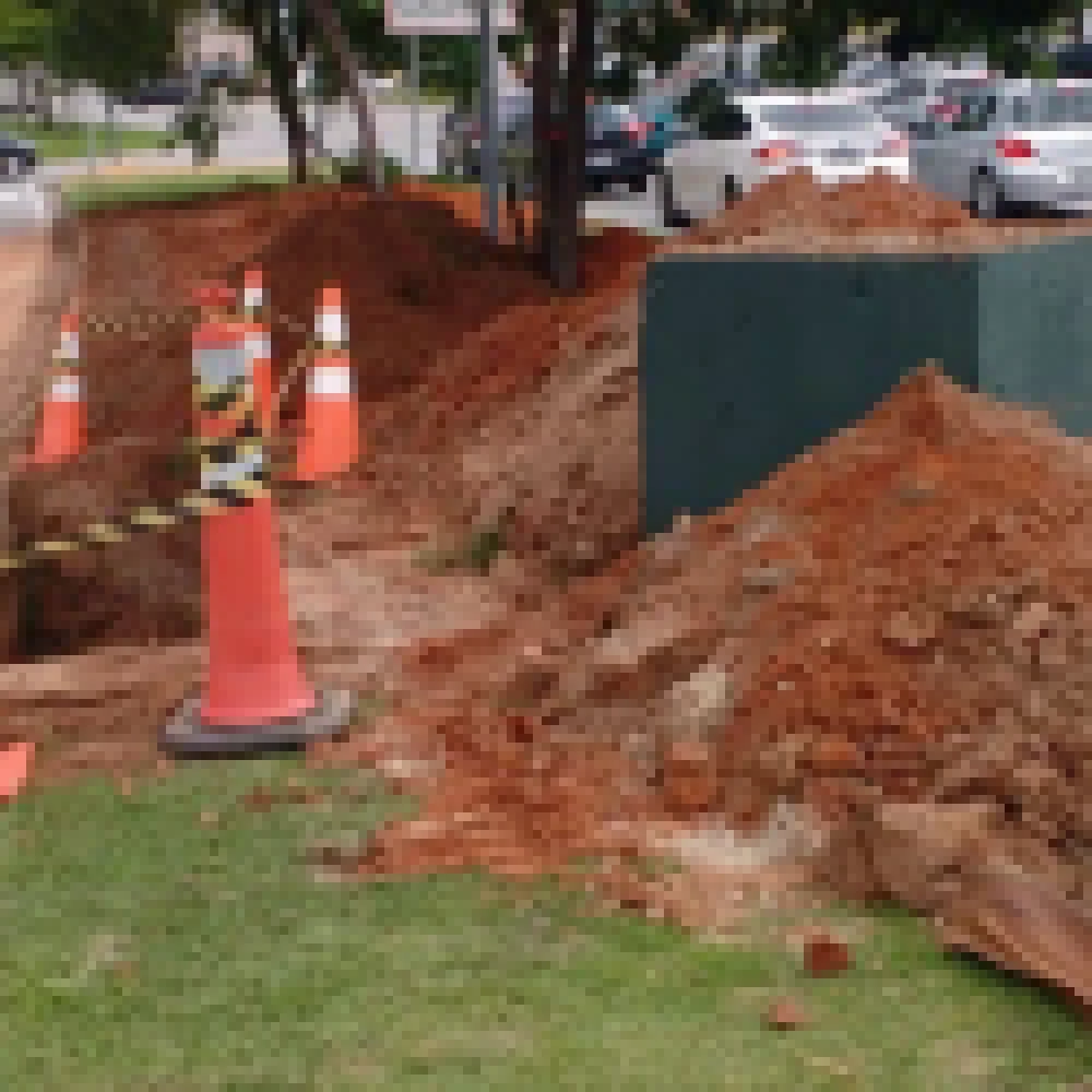 Saae-Sorocaba realiza obra na avenida Izoraida Marques Peres