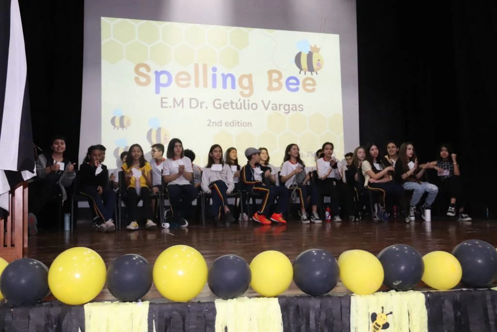Escola da rede municipal de Sorocaba realiza 2ª edição de concurso de soletração em inglês com alunos do Ensino Fundamental