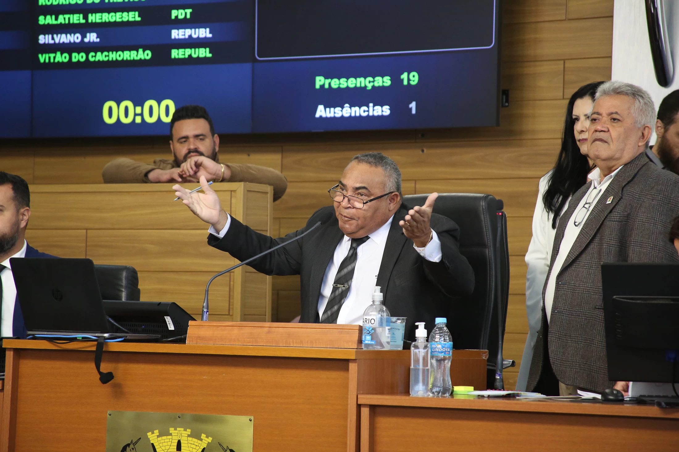 Vereadores aprovam e Câmara Municipal passará a ter 25 vereadores a partir de 2025
