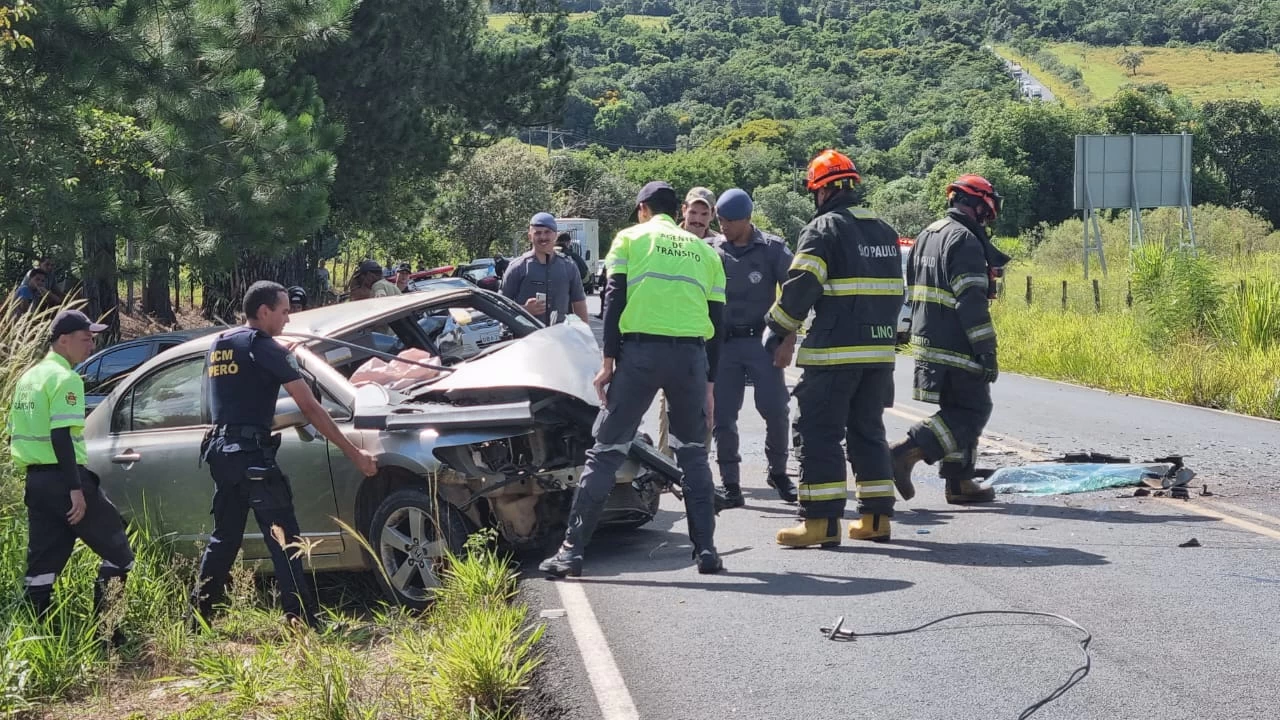 Colisão entre veículos deixa 5 vítimas feridas na estrada Sorocaba/Iperó