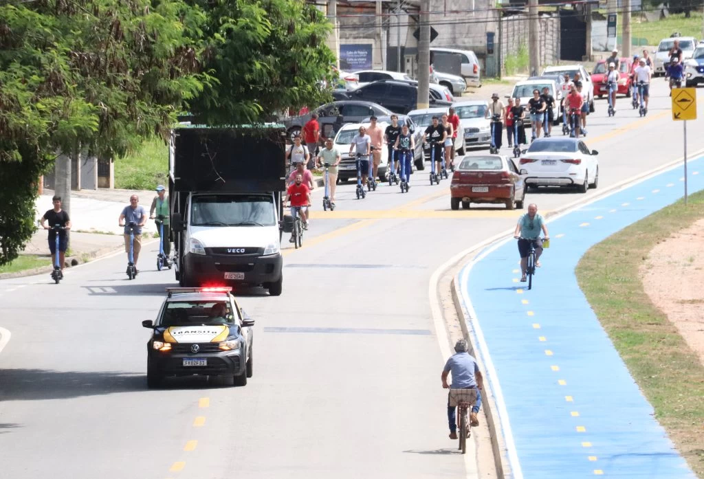 Prefeitura conclui pavimentação e duplicação da Avenida Três de Março