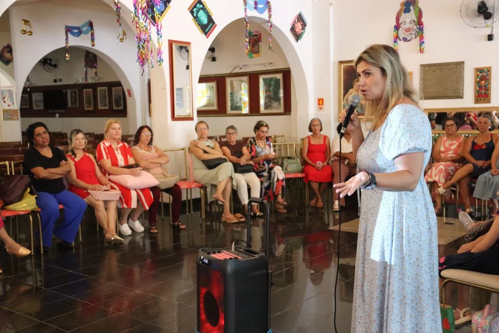 Secretaria da Mulher realiza primeira edição do ano do Chá das Rosas