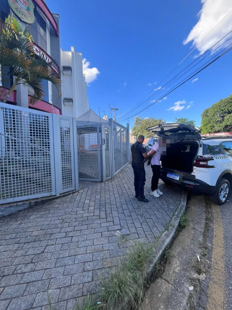 Guarda Civil Municipal detém homem por descumprimento de medida protetiva no Jardim Tatiana