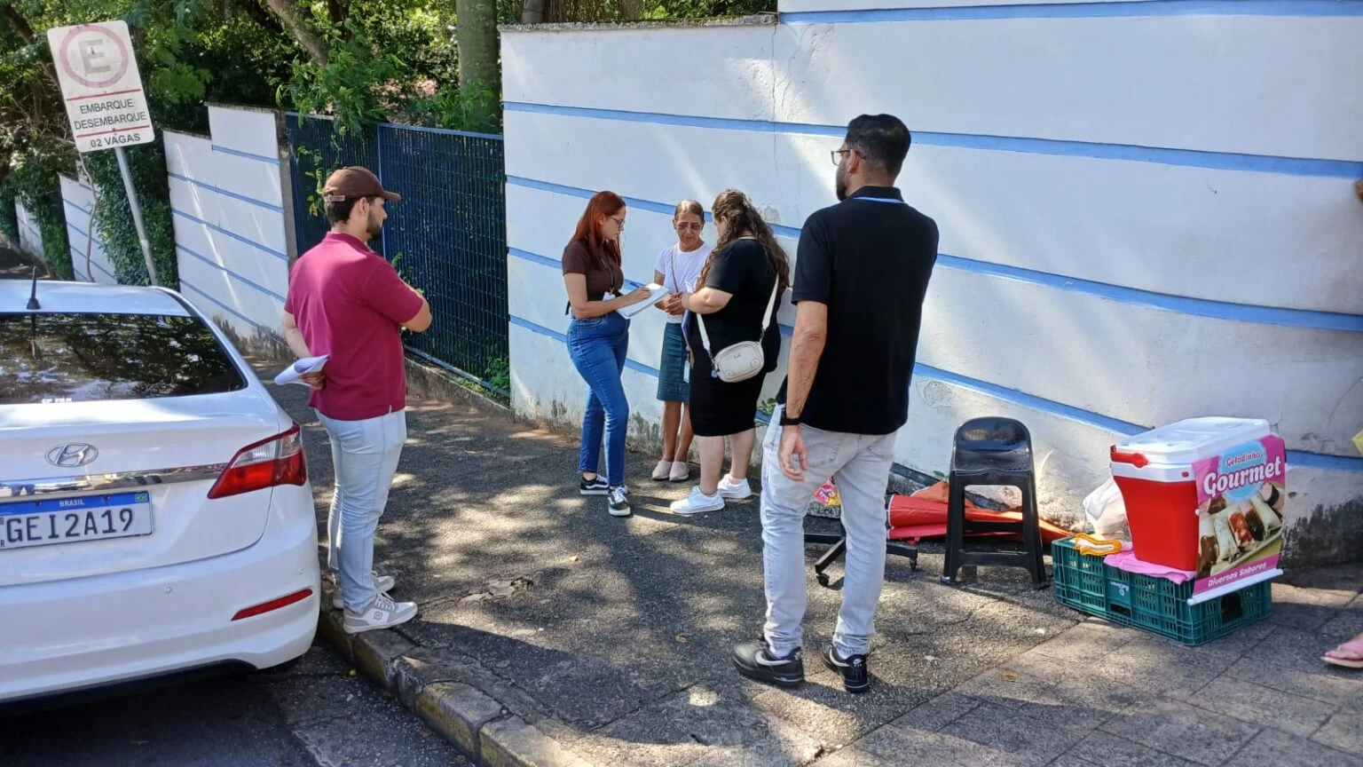 Secretaria de Empreendedorismo realiza ações de orientação ao comércio ambulante em diferentes pontos da cidade no mês de março