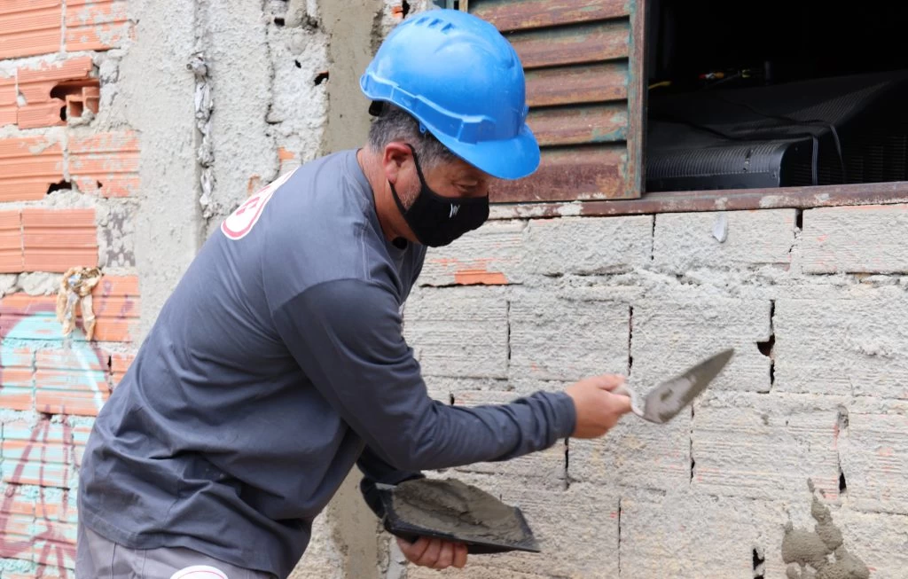 Programa Casa Linda Sorocaba realiza melhorias habitacionais em três bairros da cidade