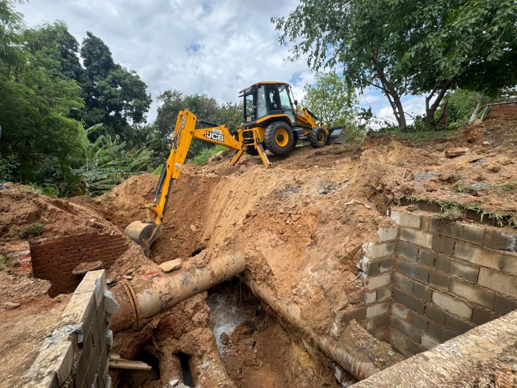 Saae/Sorocaba realiza manutenção emergencial em rede de abastecimento da região da Vila Carvalho