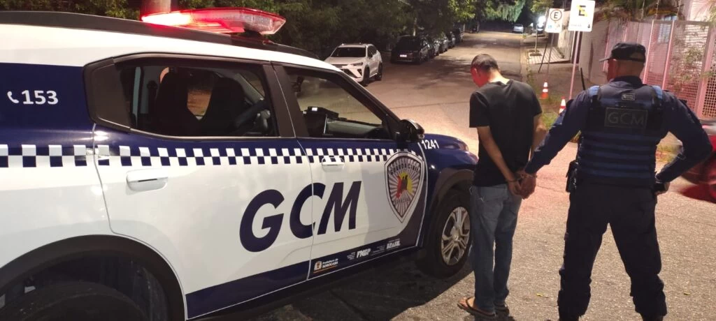 Homem é detido pela GCM após sua mãe acionar alerta do ‘Protege Mulher’