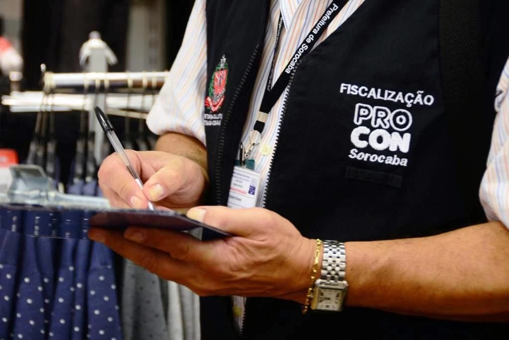Procon Sorocaba orienta sobre entrada de alimentos em salas de cinema