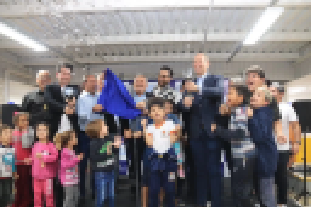 Prefeitura de Sorocaba realiza entrega da primeira das 17 novas escolas com obras já iniciadas no município