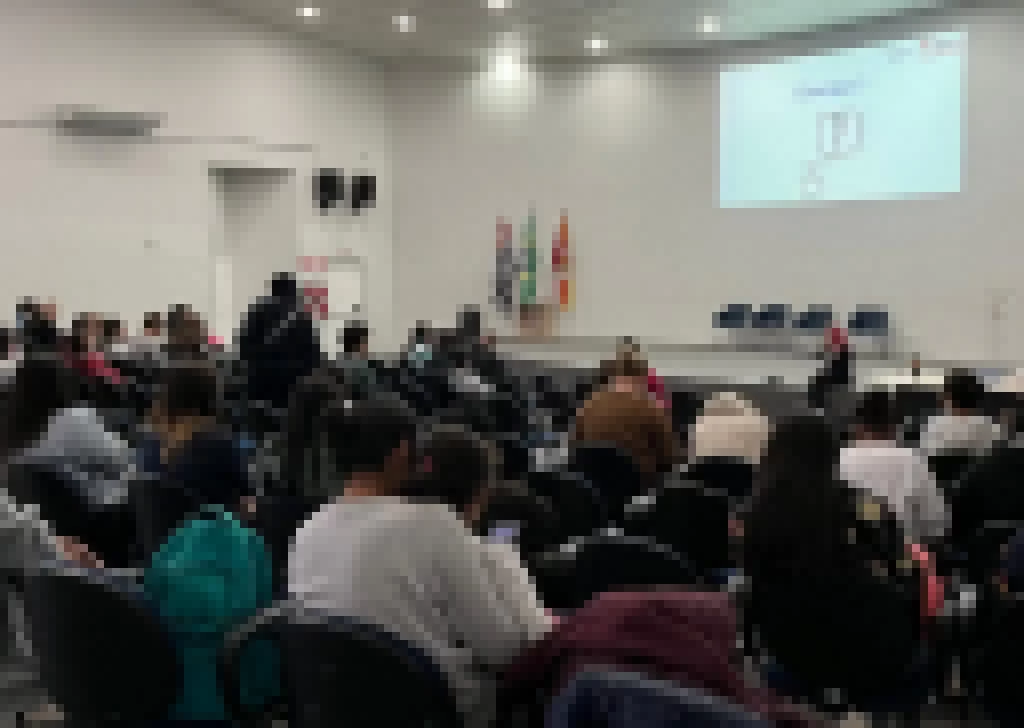 Secretaria da Educação realiza formação de estagiários da rede municipal de ensino de Sorocaba