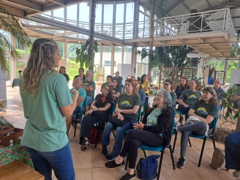 Clube de Jardinagem tem aula de aromaterapia no Jardim Botânico de Sorocaba