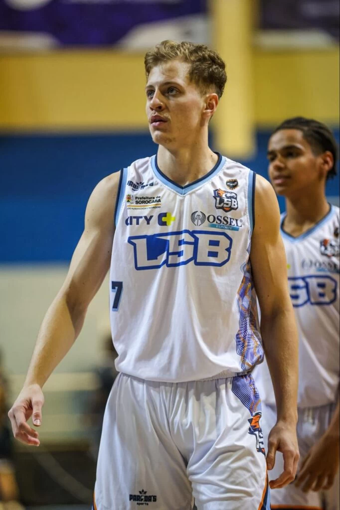 LSB joga contra o Basquete Assis no Ginásio Municipal de Sorocaba neste sábado (4)