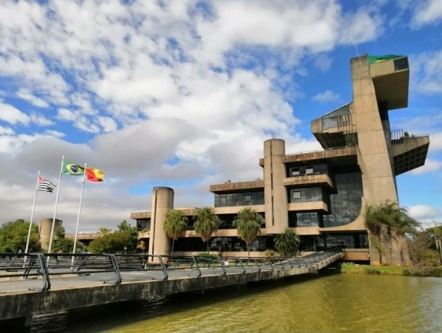 Veja como ficam os serviços públicos municipais no feriado de Nossa Senhora Aparecida 2026